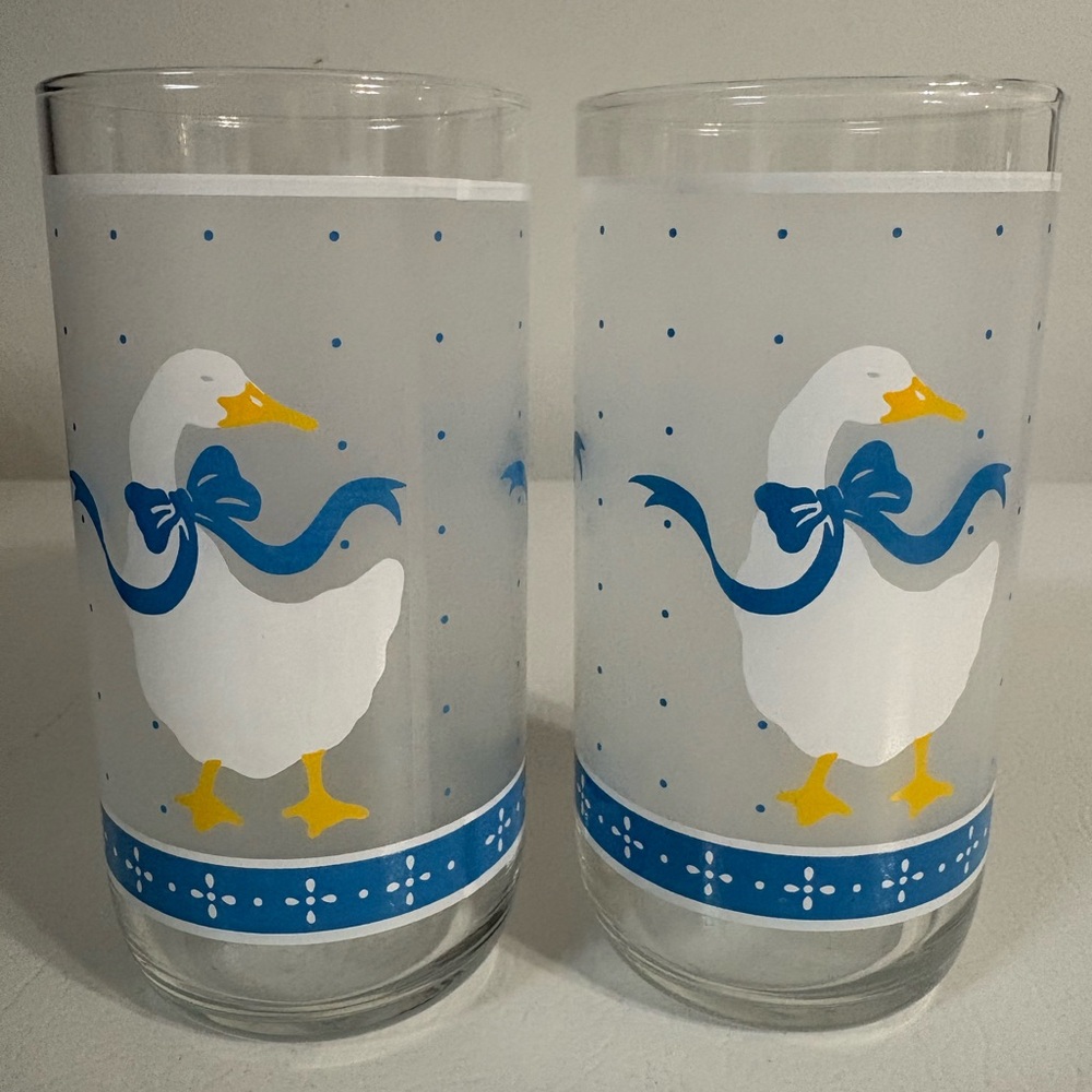 Set of 2 White Duck Glasses with Blue Ribbon Accent